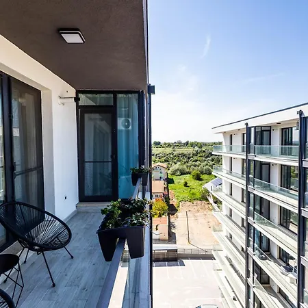 Amber Meraki And Apartment *